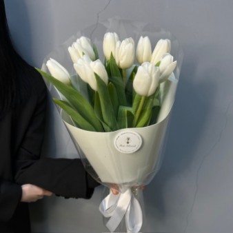 Белые тюльпаны в оформлении: фото. Мир цветов Киров