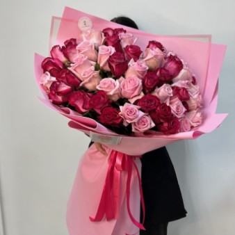 51 Роза в офомлении: фото. Мир цветов Киров