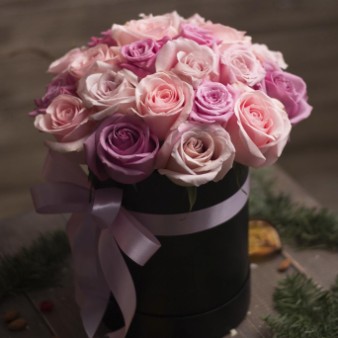 Коробка нежных роз: фото. Мир цветов Киров